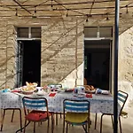 Bed & Breakfast Domaine De Bole , Condom